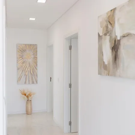 Sihem ‘s Luxury House Santa Barbara (Lisbon)